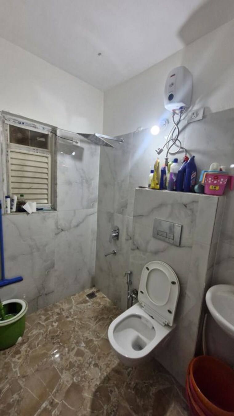 Bathroom, ruparel-orion 2 Bedroom 820 Sq.Ft. Apartment In Chembur Mumbai 10201940