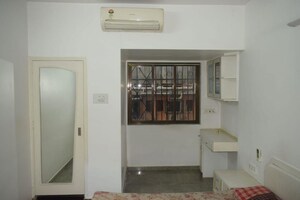 Living Room in 1 BHK Apartment at Kurla East – for Rent