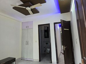 Building Lobby in 3 BHK Builder Floor at Kohli One Malibu Town, Sector 47 – for Rent