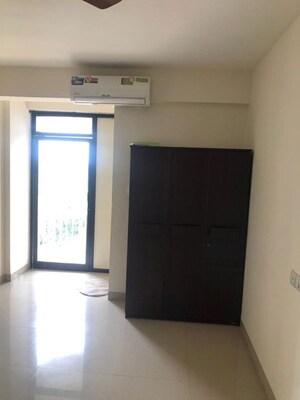 Room in 3 BHK Apartment at Kuttanellur – for Sale