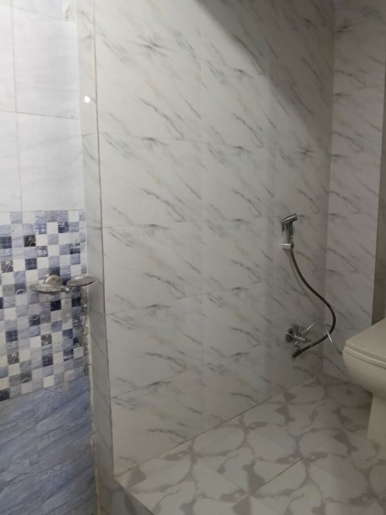 Bathroom, sector 22b 2.5 Bedroom 1200 Sq.Ft. Villa In Sector 22b Gurgaon 10202458