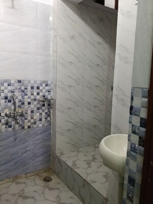 Bathroom in 2.5 BHK Villa at Sector 22b – for Rent
