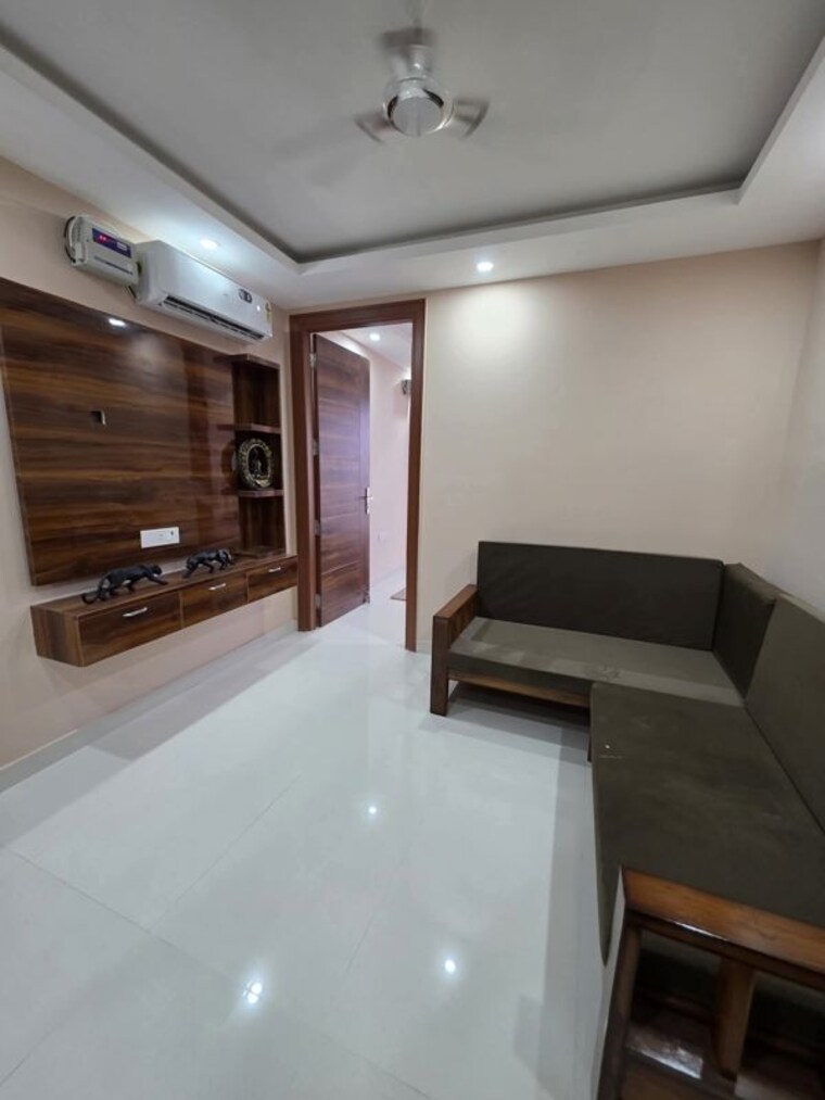 Living Room, saket 1 Bedroom 700 Sq.Ft. Apartment In Saket Delhi 10202468