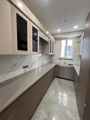 Kitchen in 3 BHK Builder Floor at Sector 57 – for Rent