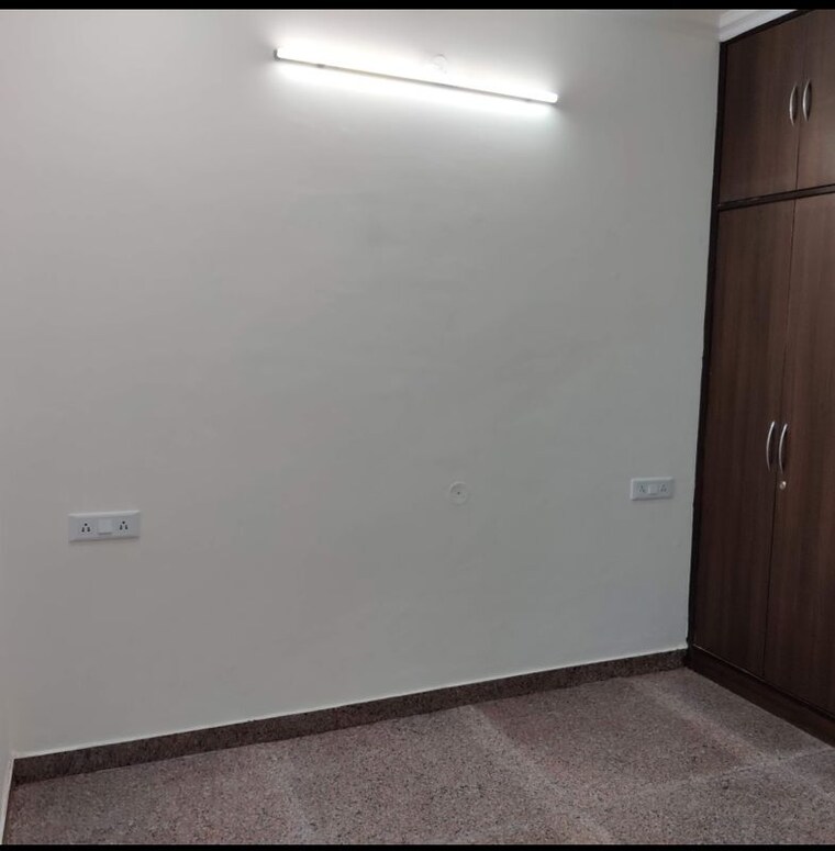 Room, sector 46 2 Bedroom 1200 Sq.Ft. Builder Floor In Sector 46 Gurgaon 10202572