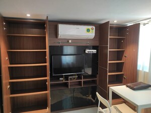 Furnished Amenities in 1 BHK Apartment at Poonam Apartments Worli, Worli – for Rent