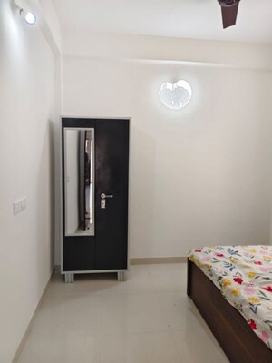 Room in 3 BHK Apartment at Siddhesh Optimus, Viman Nagar – for Sale