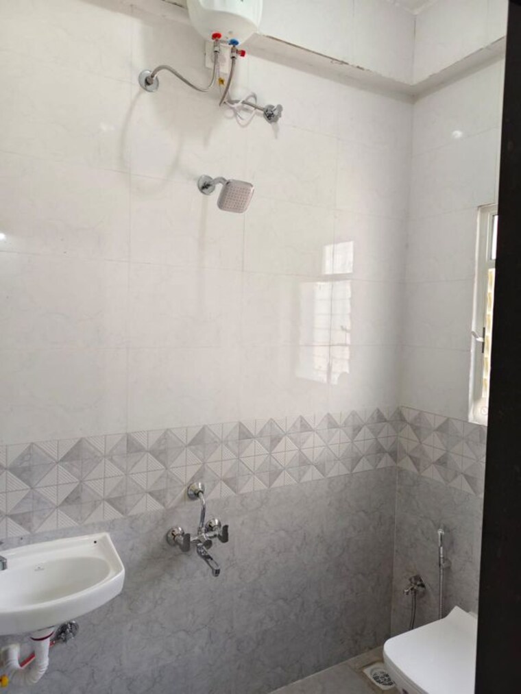 Bathroom, siddhesh-optimus 3 Bedroom 1050 Sq.Ft. Apartment In Viman Nagar Pune 10202694