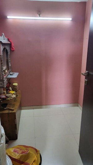 Furnished Amenities in 1.5 BHK Apartment at Omkar Raga, Chembur – for Rent