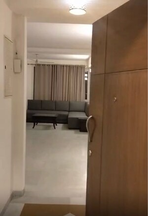 Living Room in 4 BHK Apartment at DLF Belvedere Towers, Sector 24 – for Rent