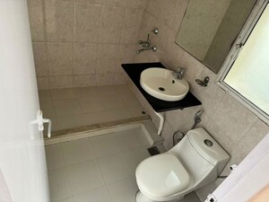 Bathroom in 3 BHK Builder Floor at Landmark The Homes 81, Sector 81 – for Rent