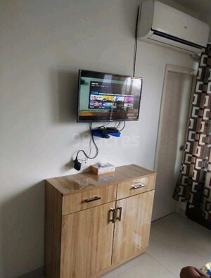 Furnished Amenities in 2 BHK Apartment at Signature Global Synera, Sector 81 – for Sale