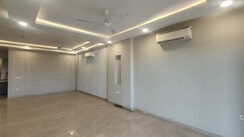 3 BHK + Servant Room Builder Floor For Rent in Sector 45