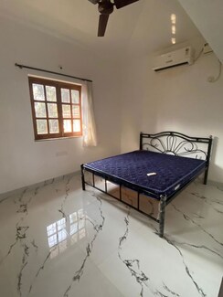 2 BHK Builder Floor For Rent in Parra