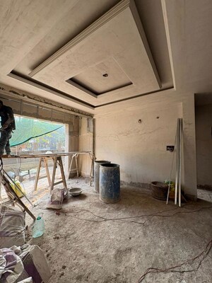 Gym in 4 BHK Independent House at Rattan Garden, Sector 7 – for Sale