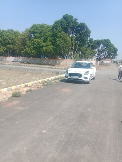 Plot For Sale in Raebareli Road