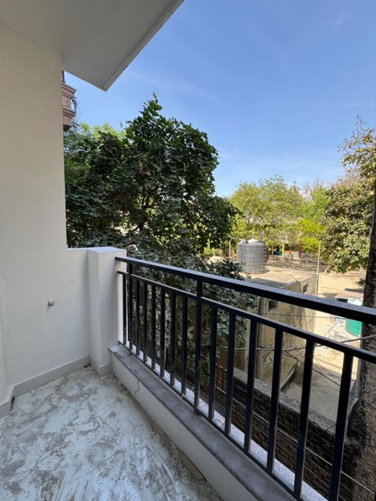 Balcony, palm-residency-chhatarpur 1 Bedroom 550 Sq.Ft. Builder Floor In Chattarpur Delhi 10203342