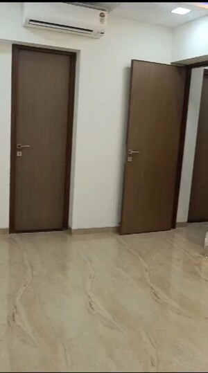 Room in 1 RK Apartment at Sneh CHS Goregaon East, Goregaon East – for Rent