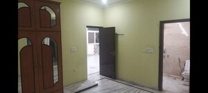 Room in 3 BHK Independent House at Sector 3 Greater Noida – for Rent