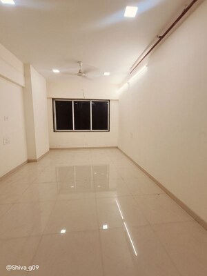 Master Bedroom in 1 BHK Apartment at Lower Parel West – for Rent