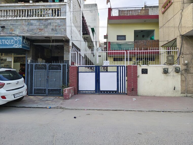 Exterior View, shivpuri  288 Sq.Yd. Plot In Shivpuri Gurgaon 9961664