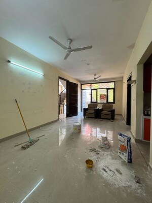 Living Room in 2 BHK Builder Floor at Palm Residency Chhatarpur, Chattarpur – for Rent