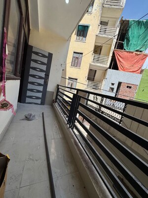 Balcony in 2 BHK Builder Floor at Palm Residency Chhatarpur, Chattarpur – for Rent