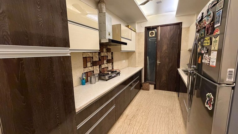 Kitchen, sector 57 3 Bedroom 215 Sq.Yd. Builder Floor In Sector 57 Gurgaon 10203462