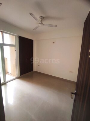 Room in 2 BHK Apartment at Hawelia Valencia Homes, Sector 1 Greater Noida – for Sale