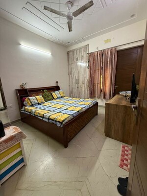 Bedroom in 3 BHK Builder Floor at Sector 9 – for Sale