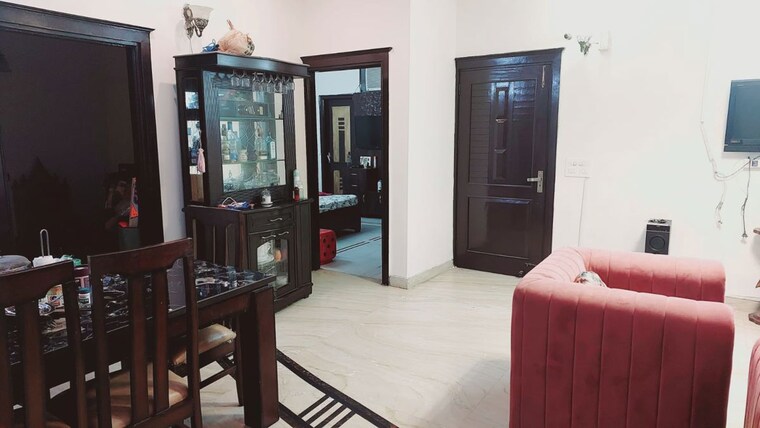 Living Room, sai-enclave-niti-khand 4 Bedroom 3600 Sq.Ft. Apartment In Niti Khand Ghaziabad 10203543