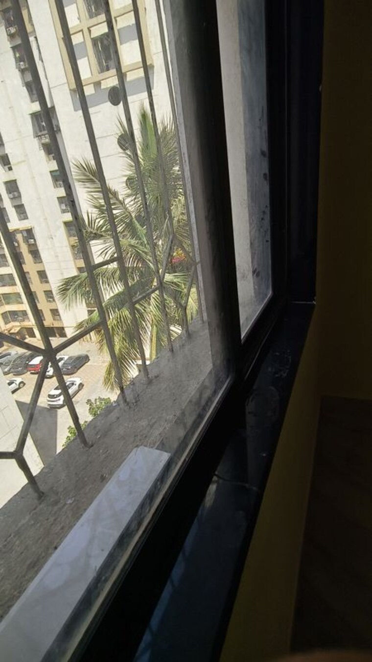 Balcony, mantri-park 1 RK 350 Sq.Ft. Apartment In Goregaon East Mumbai 10203554