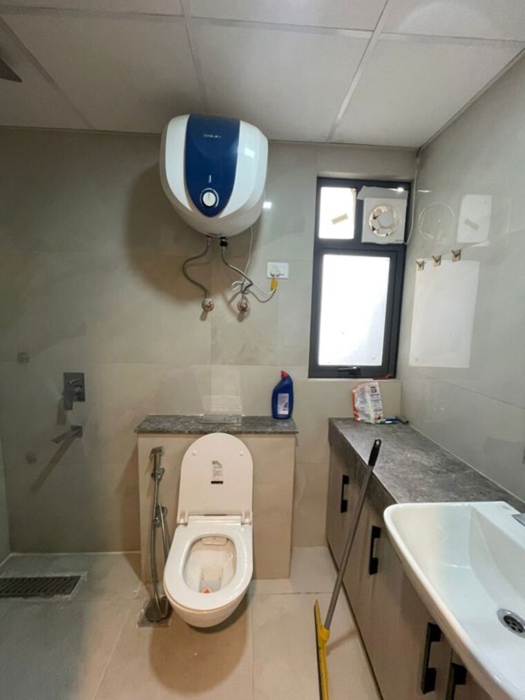 Bathroom, m3m-heights 3 Bedroom 2054 Sq.Ft. Apartment In Sector 65 Gurgaon 10203561