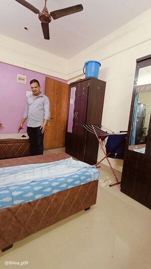 Bedroom in  Pg at Lower Parel West – for Rent