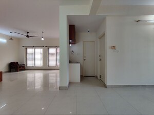 Room in  Apartment at Bhartiya City Leela Residences, Thanisandra Main Road – for Rent