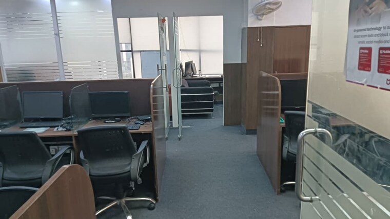 Gym, sector 3 Commercial Office Space 1500 Sq.Ft. In Sector 3 Noida 10203545