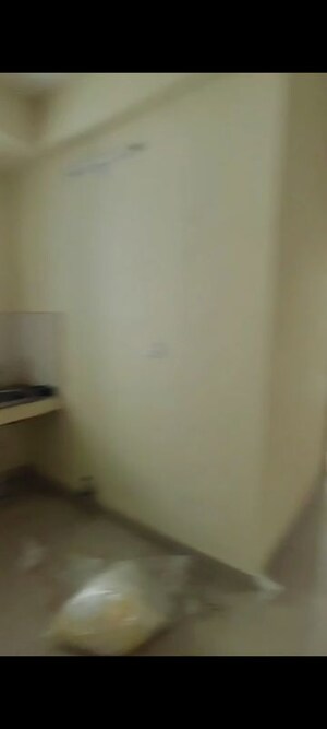 Room in 2 BHK Apartment at Pyramid Elite, Sector 86 – for Sale