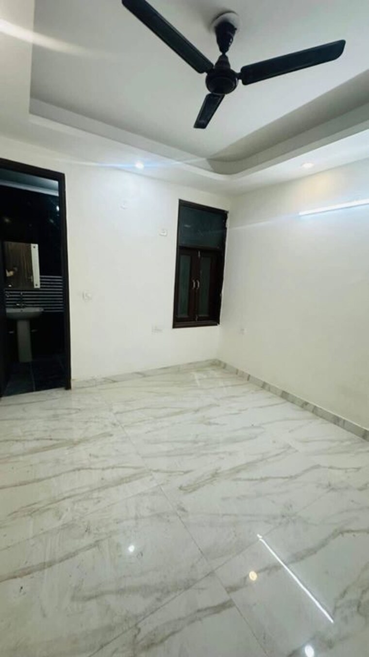 Room, chattarpur 2 Bedroom 85 Sq.Yd. Builder Floor In Chattarpur Delhi 10203602