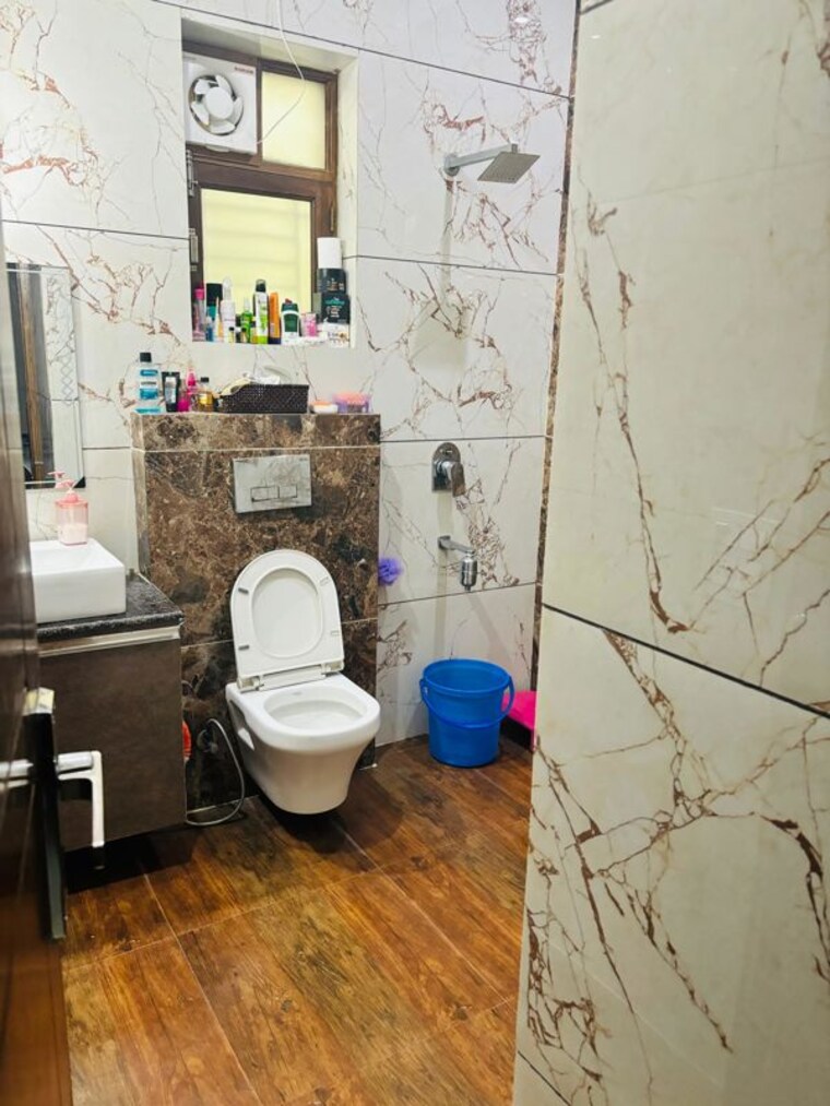 Bathroom, sector 4 3 Bedroom 2250 Sq.Ft. Builder Floor In Sector 4 Gurgaon 10203580