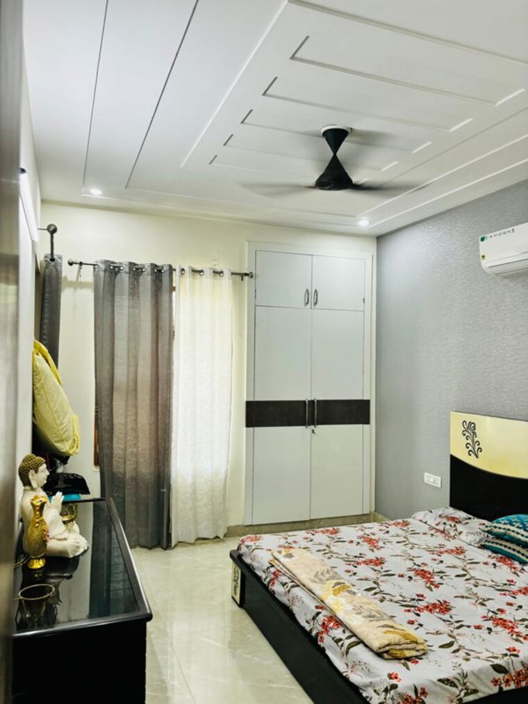 Team Area, sector 4 3 Bedroom 2250 Sq.Ft. Builder Floor In Sector 4 Gurgaon 10203580