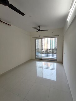 2 BHK Apartment For Sale in Ashar Metro Towers