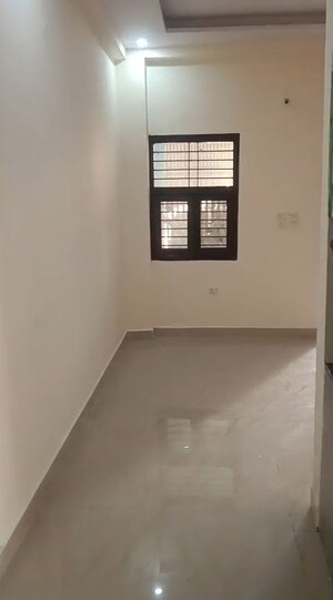 Room in 1.5 BHK Apartment at  Balaji Enclave, Govindpuram – for Sale
