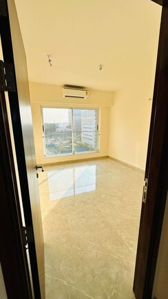 2 BHK Apartment For Rent in Kanakia Rainforest