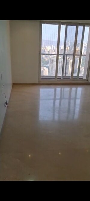 Room in 3 BHK Apartment at Dosti Imperia Phase I, Ghodbunder Road – for Rent