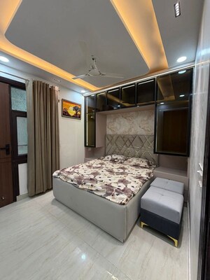 Bedroom in 2.5 BHK Builder Floor at Uttam Nagar – for Sale