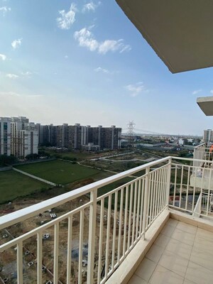 2 BHK Apartment For Rent in Suncity Avenue 102, Sector 102