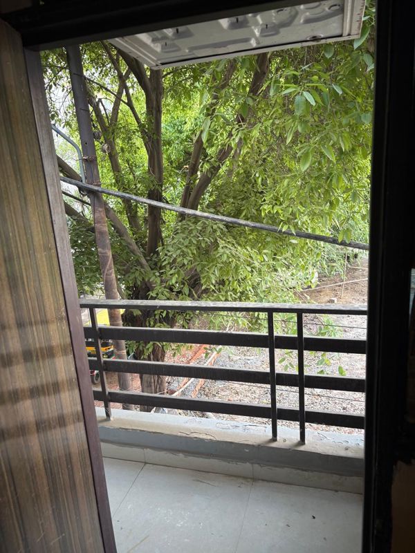 1 RkBuilder Floor For Rent in DLF City Phase 3