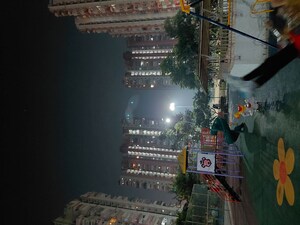 Master Plan in 3.5 BHK Apartment at Siddharth Vihar – for Rent