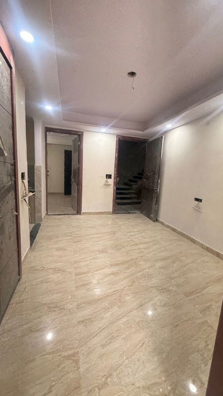2 BHK Builder Floor For Rent in Chattarpur