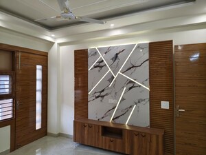 Room in 4 BHK Builder Floor at Sector 7 – for Sale